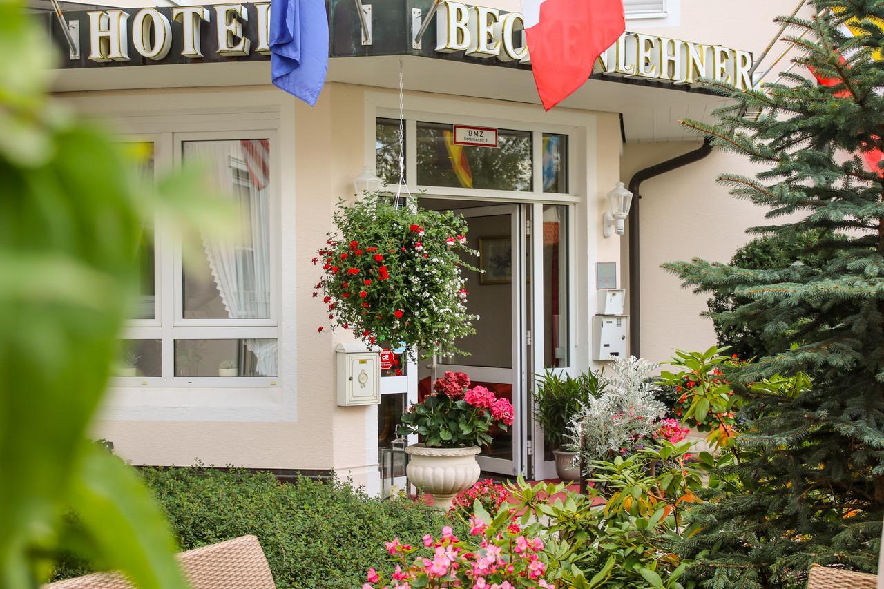 Boutique Hotel Beckenlehner Unterhaching Exterior photo